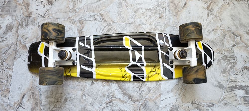 Vand mini skateboard