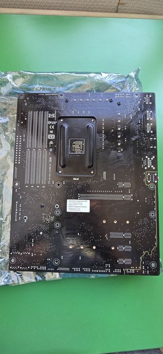 Placă de bază ASUS x570 AM4