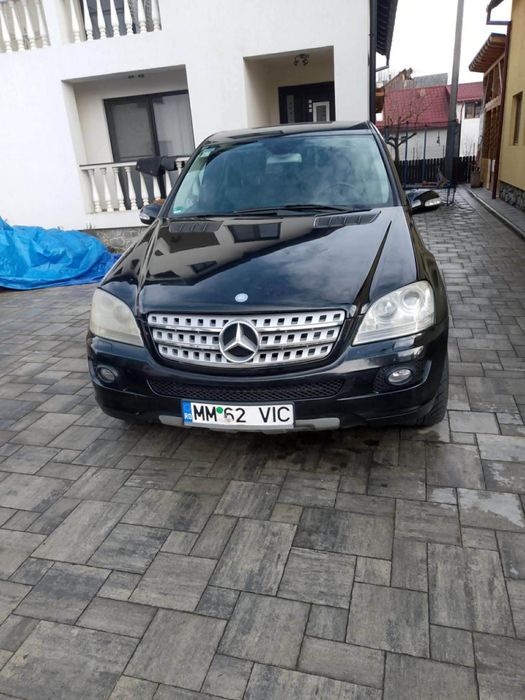 Mercedes Benz ML320