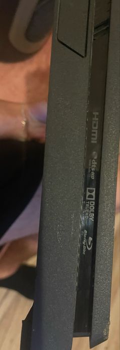 Playstation 4 Slim