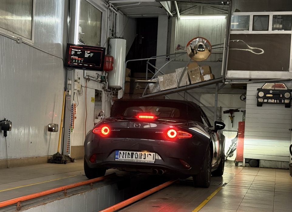 MAZDA MX-5 2016 — imagine 5