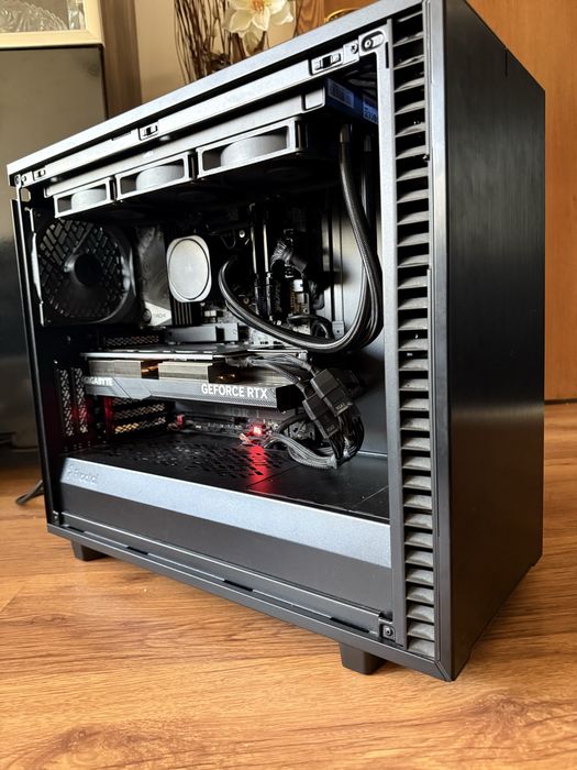 Мощен компютър/ I9 13900K/Водно/64GB/RTX 4090 24GB/2TB SSD