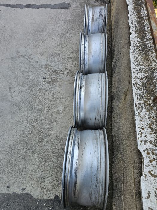 5 х 112 18 ки и два комплекта