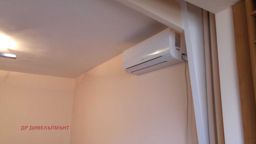 Продава се Двустаен апартамент в София, Света Троица - 45 кв.м за 2556 €/кв.м - Снимка #6