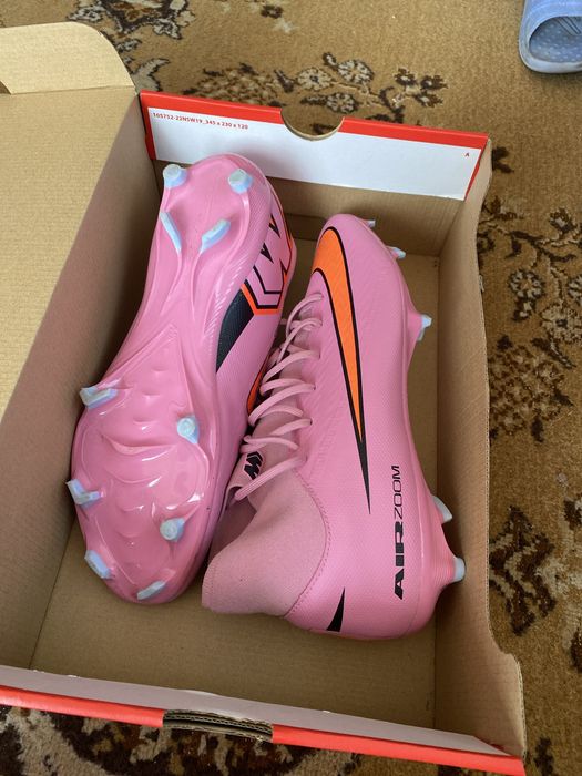 Продавам Nike обувки ZM SUPERFLY 10 FG