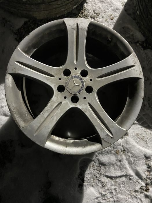 Три диска оригинальные р18 мерседес