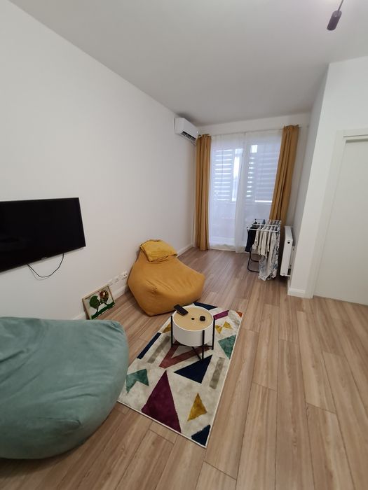 Vand garsoniera sector 6!