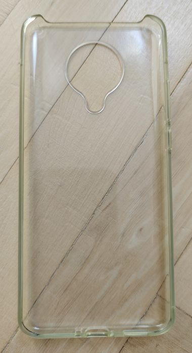 Продавам оригинален силиконов калъф за Xiaomi Poco F2 Pro.