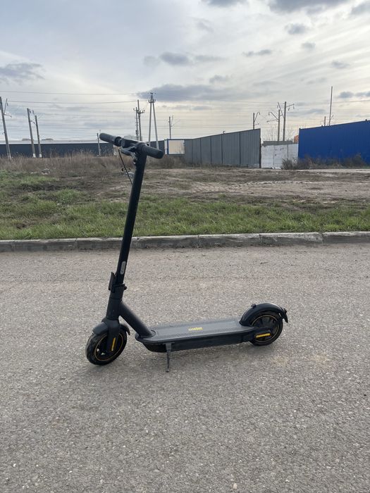 Электросамокат Ninebot KickScooter Max G30
