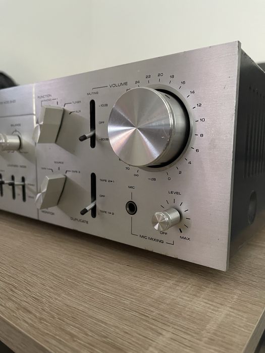 Toshiba SB 420  - усилвател