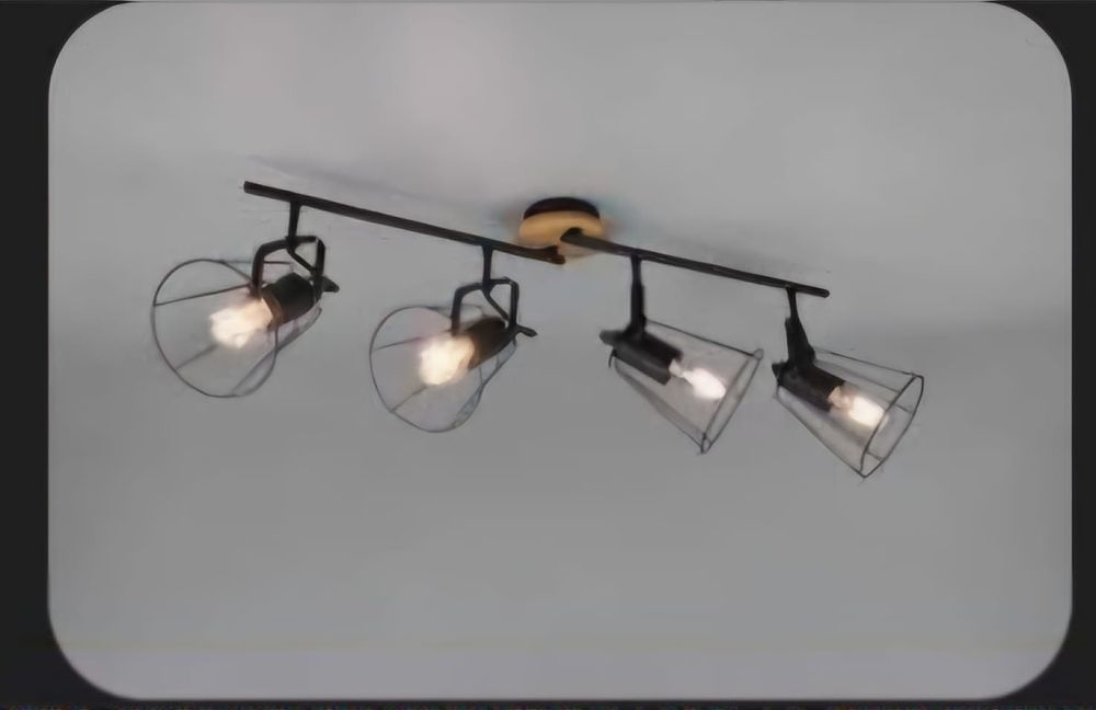 Lustre noi cu eticheta, oricare model la 100 de lei