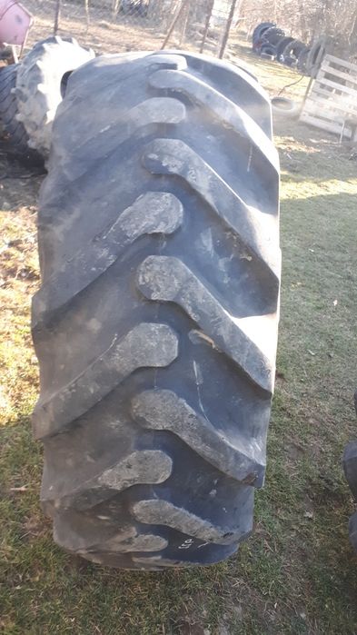 Cauciuc tractor 16,9R24 buldo