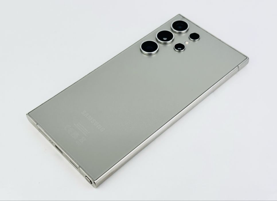 Samsung Galaxy S24 Ultra 5G 256GB 12RAM Gray Перфектен! Гаранция!
