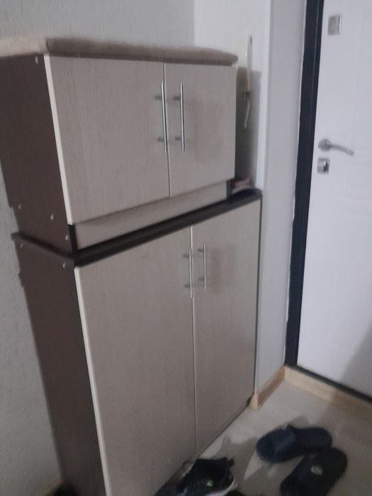 Шкаф для обуви в отличном состояний