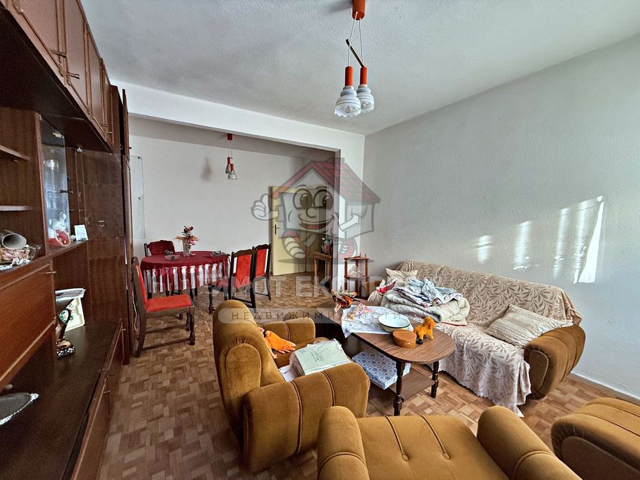 Продава се Етаж от къща в Асеновград - 173 кв.м за 521 €/кв.м - Снимка #1