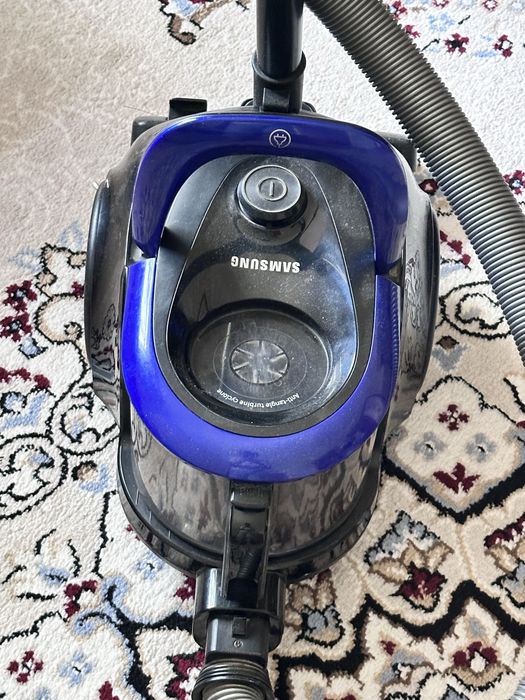 Пылесос в отличным состояние