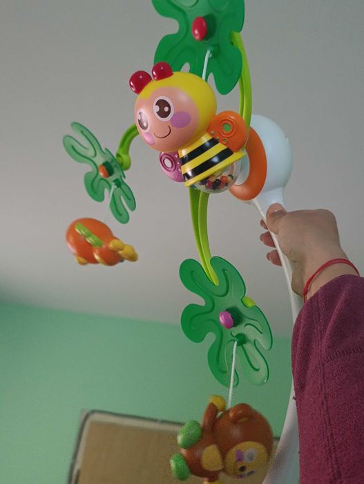 Активна гимнастика и въртележка за легло