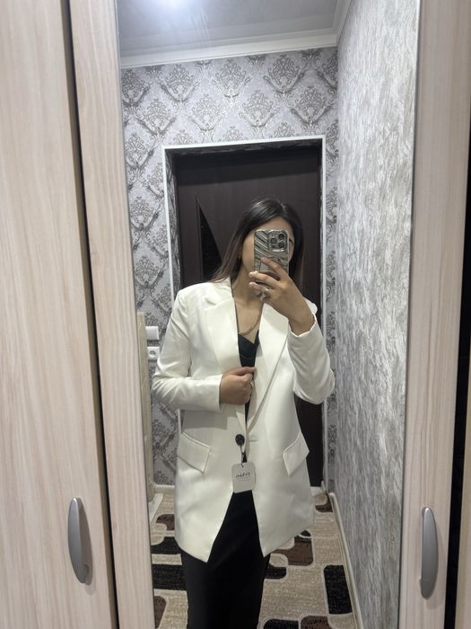 Новый белый пиджак