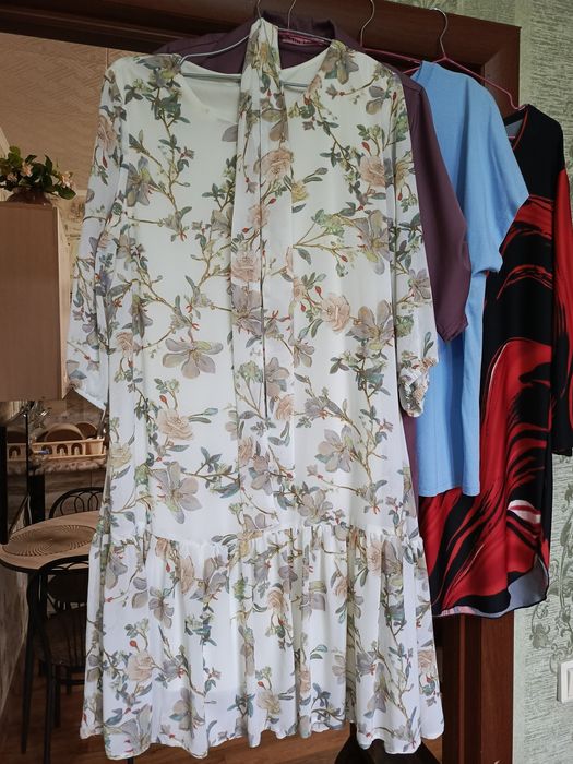 Продам женскую одежду