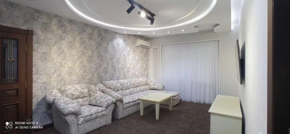 Сдаётся квартира на ГУВД в спец плане