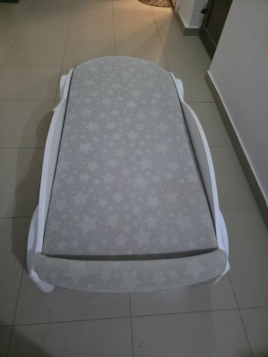 Продам детскую кроватку