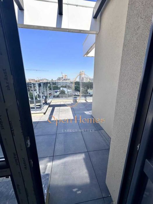 Продава се Тристаен апартамент в София, Център - 166 кв.м за 1013 €/кв.м - Снимка #3