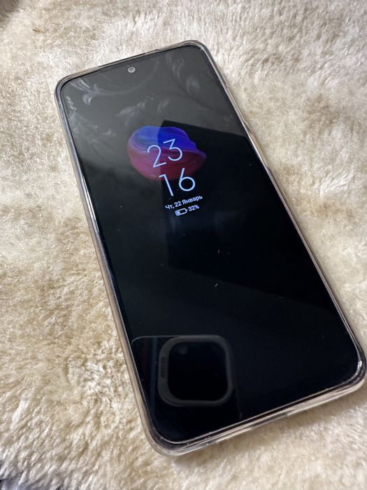 Продам телефон Poco