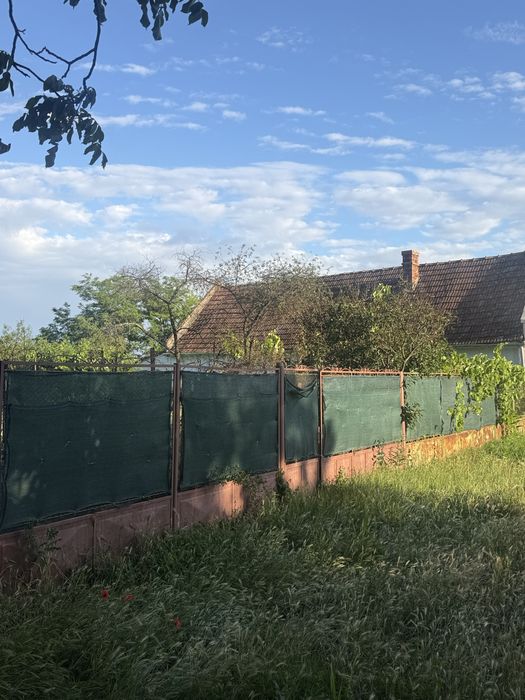 Vand casa in localitatea gelu