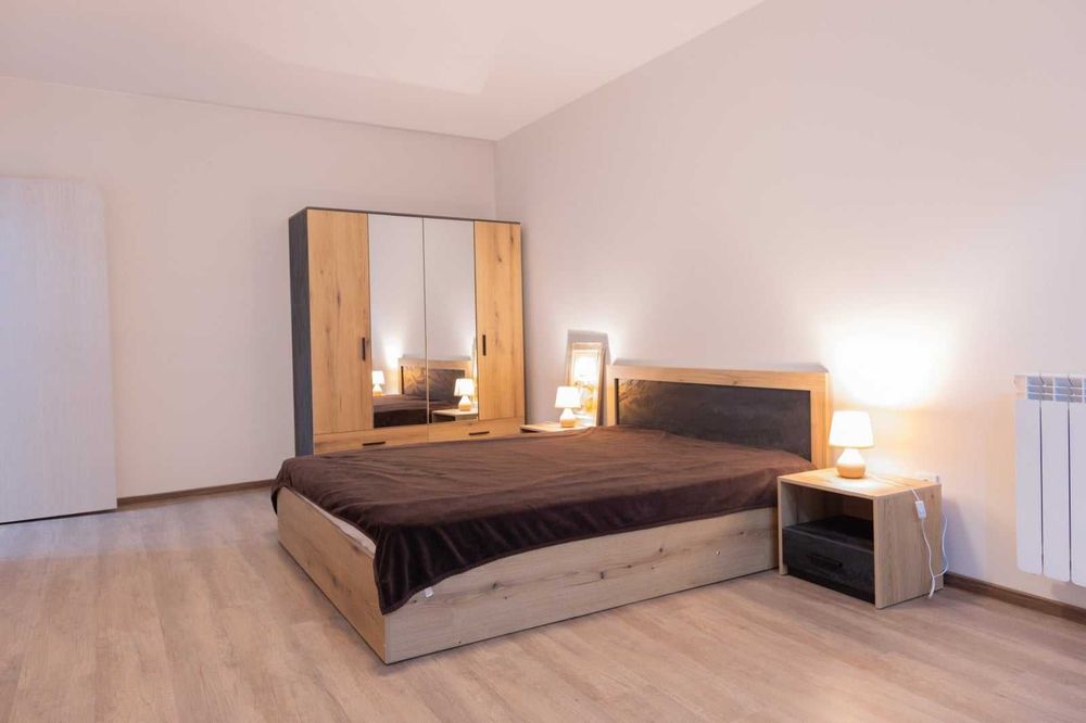 Дава се под наем Двустаен апартамент в София, Лозенец - 70 кв.м за 586.5 € - Снимка #2