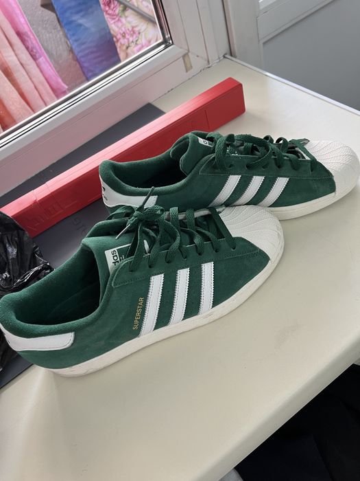 Продается кроссовки адидас