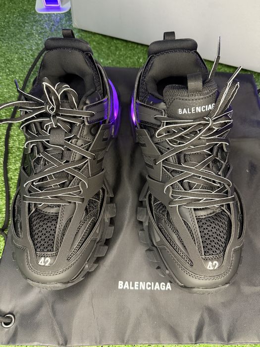 Balenciaga Track cu Led