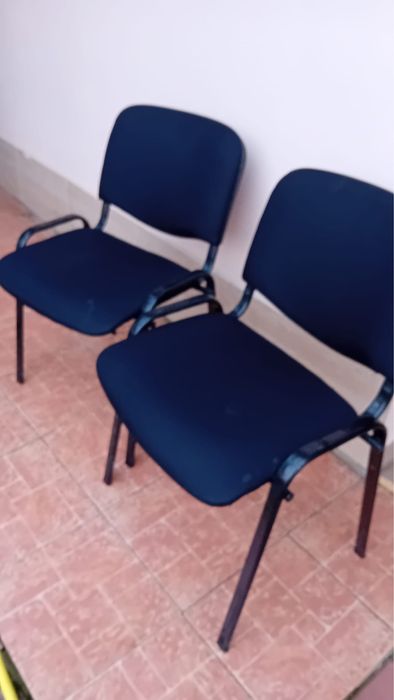 Scaune  , taburet si  birou