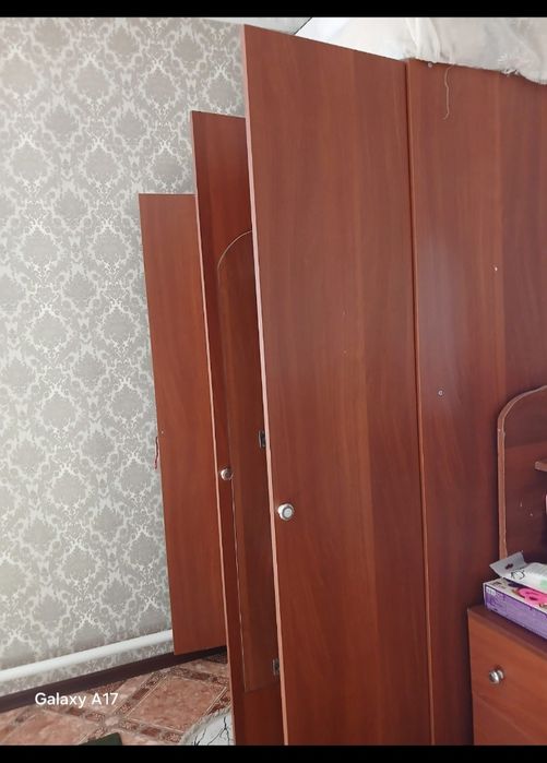 Продается шкаф матрас