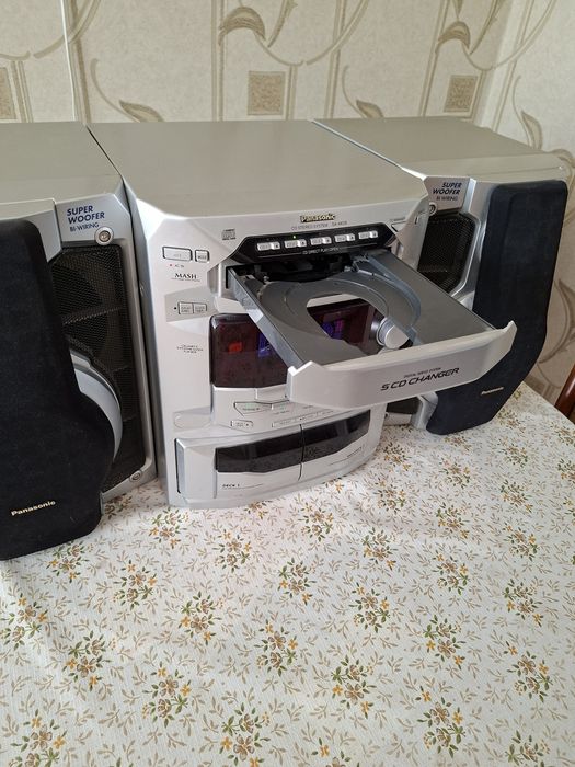 музыкальный центр с колонками Panasonic
