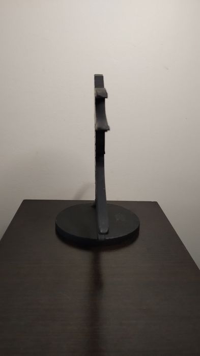 Много тежка, модернистична статуетка на бик. Метал.