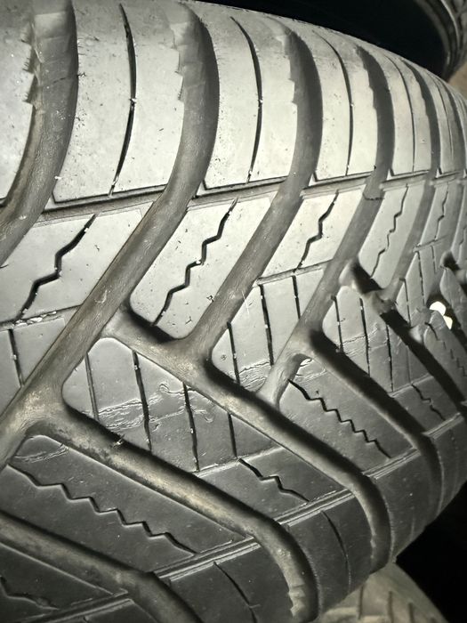 2x Anvelope M+S Allseason 185/60 R15  - Hankook Kinergy 4s2