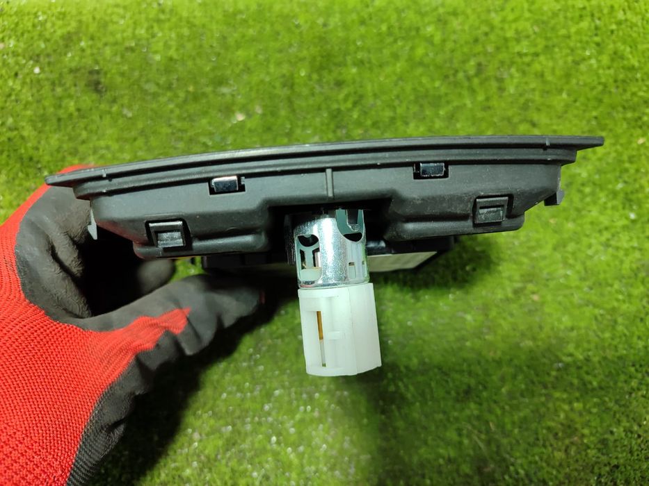 DISPLAY AFISAJ CLIMA SKODA SUPERB 2 FACELIFT 2.0 DIESEL 2014 COD OEM 3T0919201A / 2013-2015