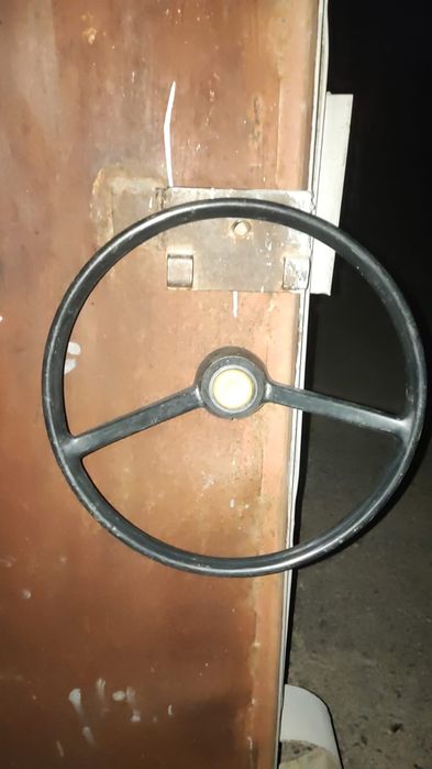 Руль не новый бывший в употреблении