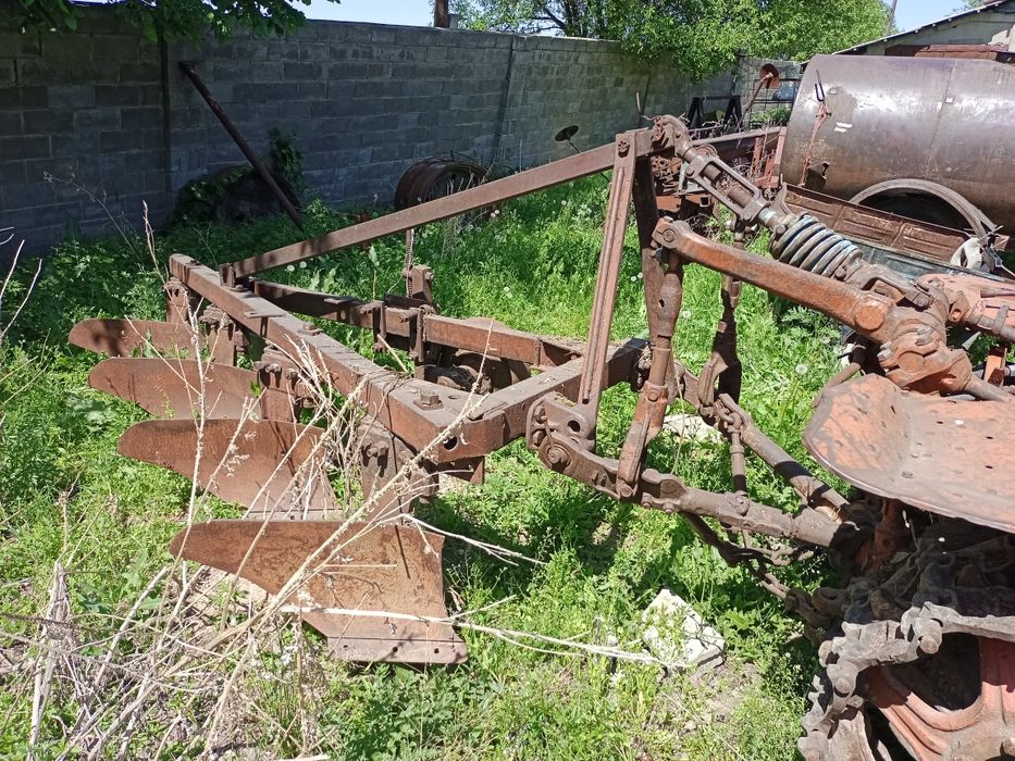 Гусинечный трактор дт 75