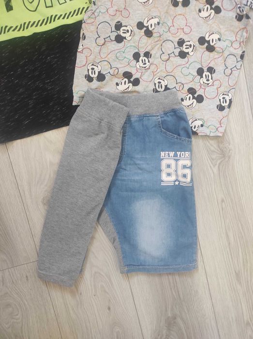 Лот от къси панталонки и две тениски