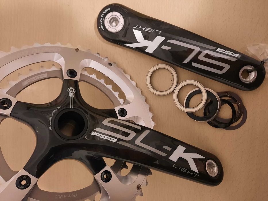 ☆FSA HOLLOW CARBON ロードバイク クランク 170☆