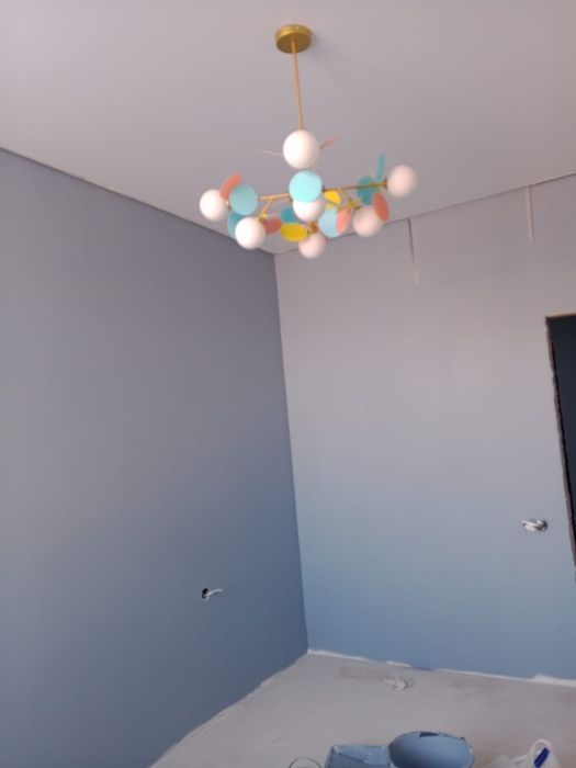 Поклейка обоев-$