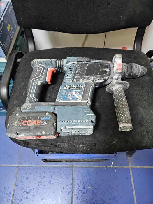 Rotopercutanta Bosch Amanet Canta