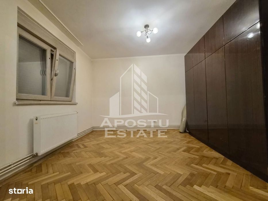 Apartament 4 camere,zona Malul Muresului