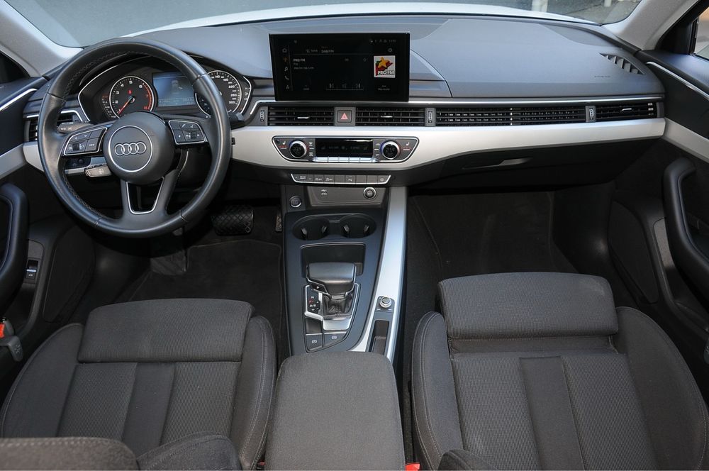 AUDI A4 2022 — imagine 5