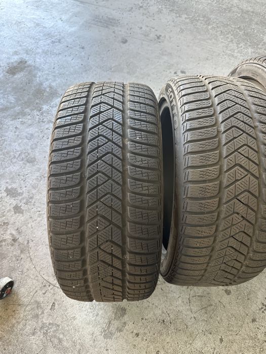 Anvelope Pirelli Sottozero 245 40 18