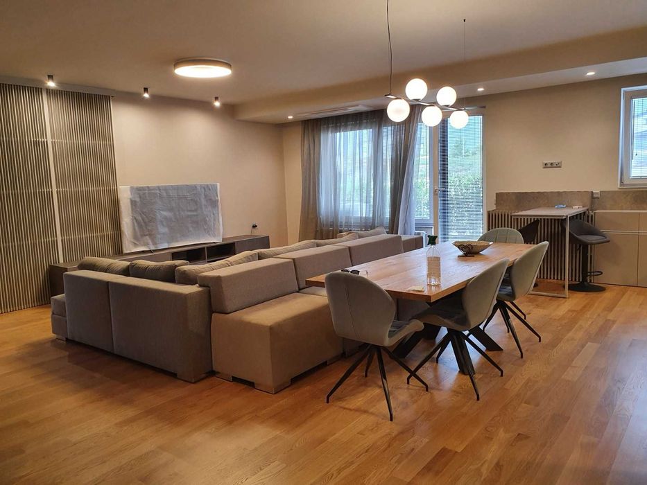 П образен диван + задна табуретка