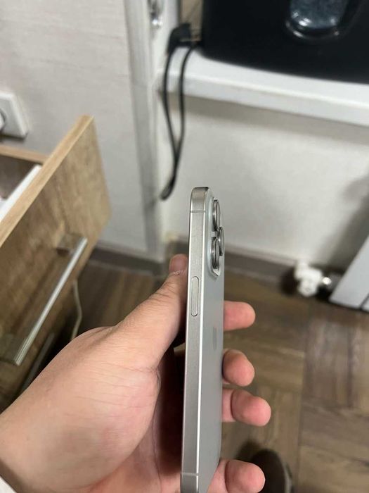 Продается iPhone 15 Pro 512 гб 88%