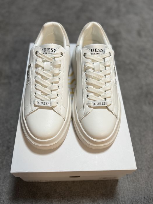 Sneakers Guess albi noi