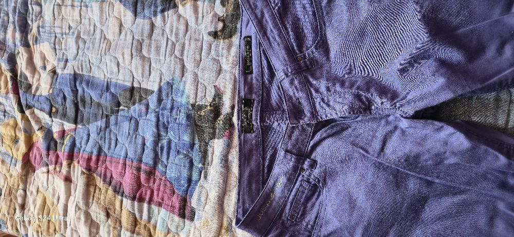 Панталон на Guess